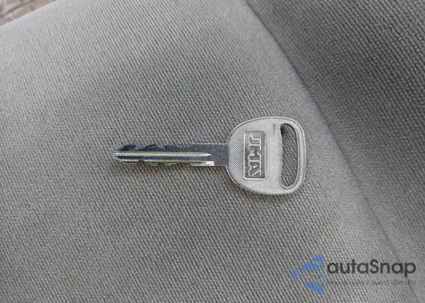 2004 Chevrolet Suburban 1500 Ls from USA, damaged, VIN 3GNEC16Z34G339045